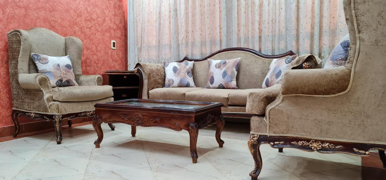 Comfy 3 Bedrooms Apartment In Cairo 96 Bagian luar foto